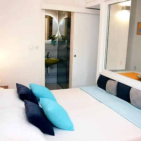 Lucia With Private Pool And A Whirlpool * Vis