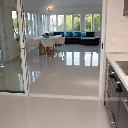 Lucia With Private Pool And A Whirlpool * Vis